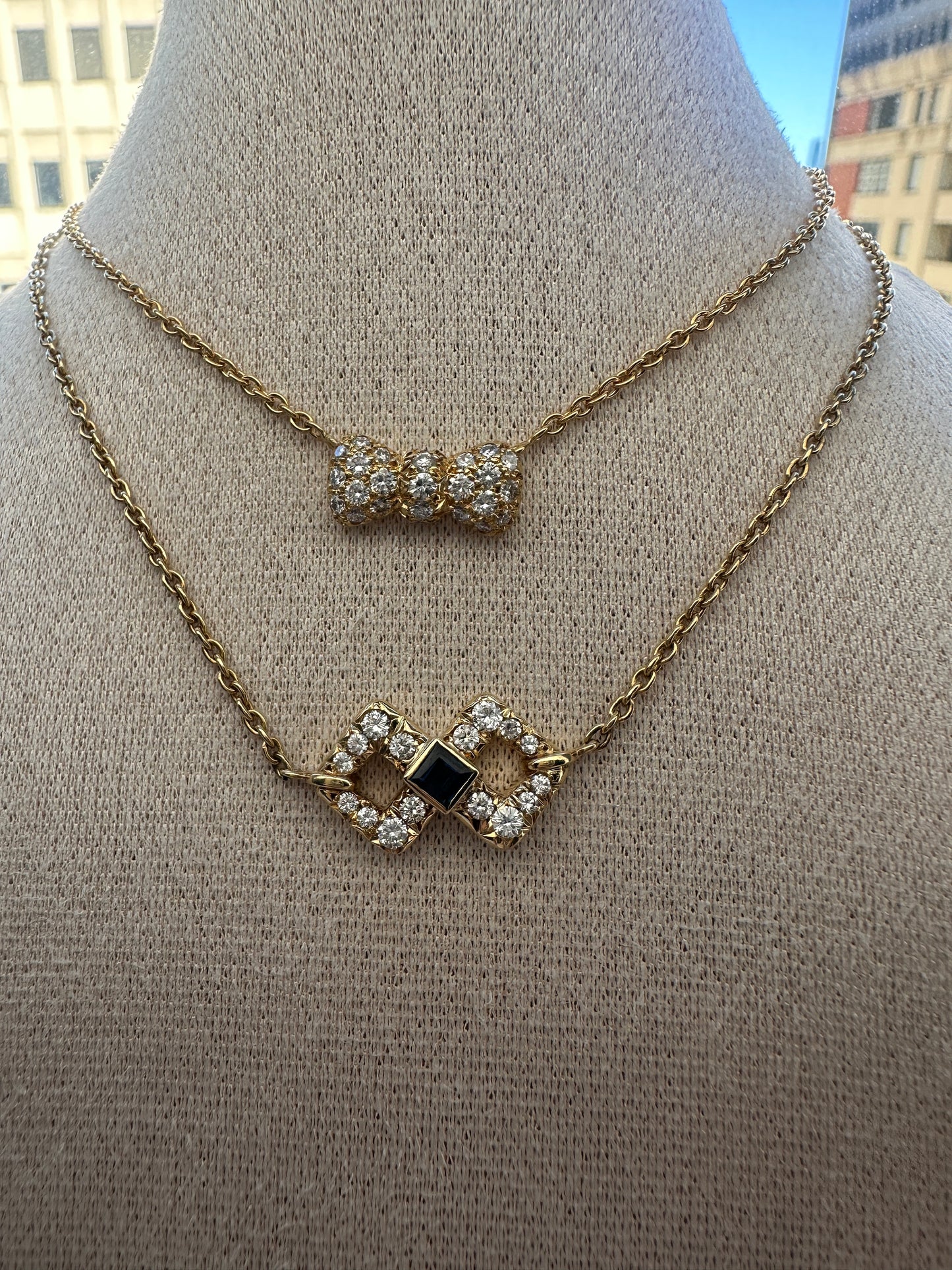 Van Cleef & Arpels 18K Yellow Gold Bow Necklace