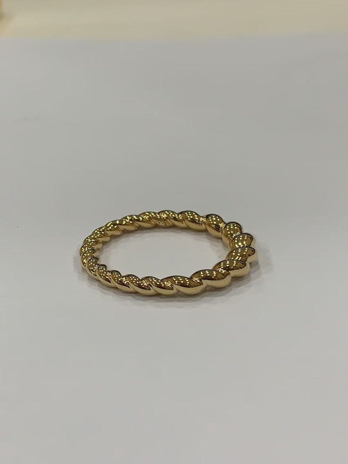 The Twist - Tapered Band Ring in 18k Yellow Gold