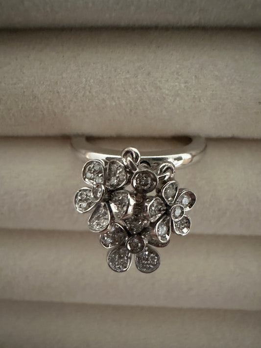 Fleur de Glace – Ponte Vecchio Diamond Floral Cluster Ring