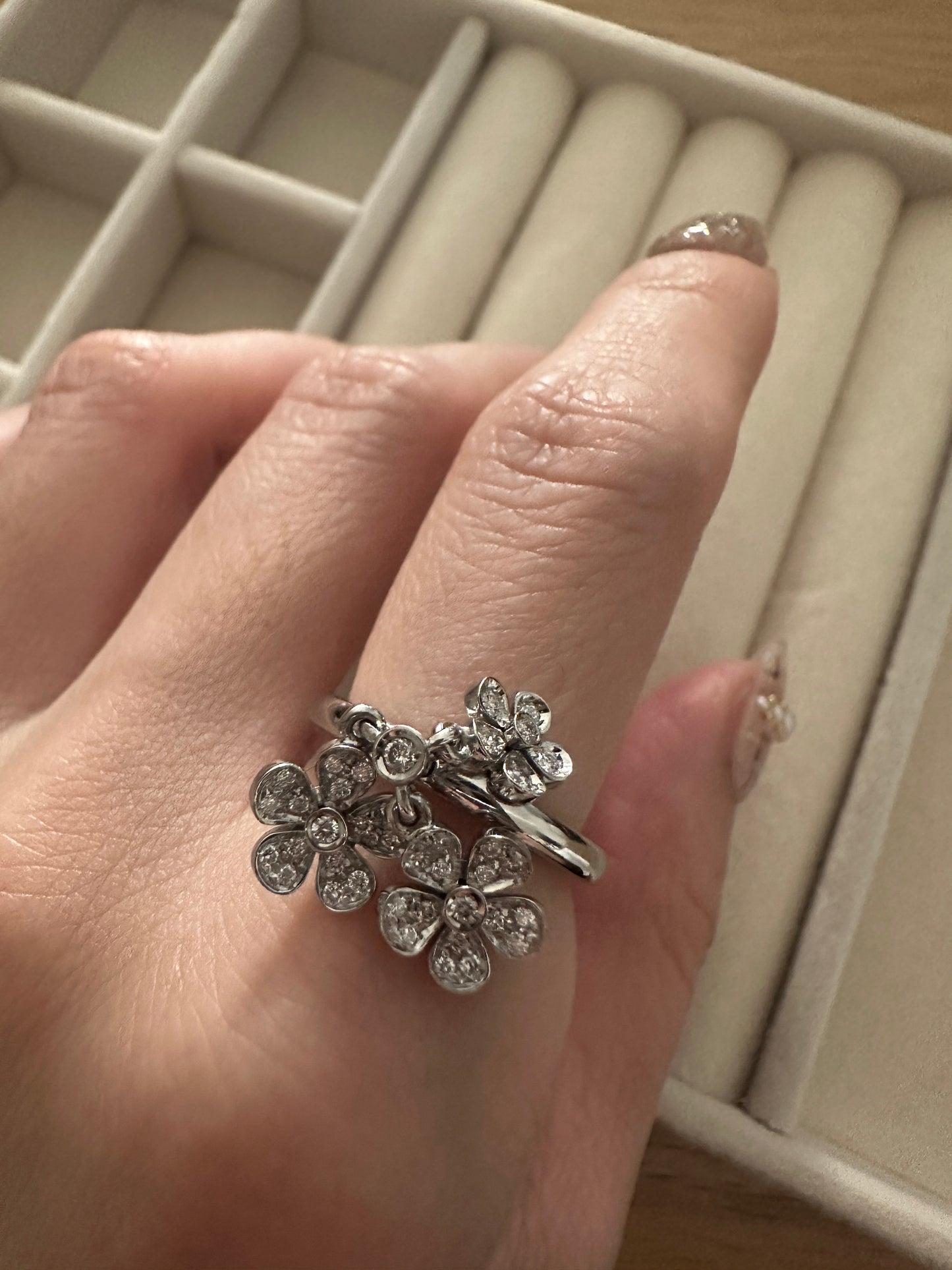 Fleur de Glace – Ponte Vecchio Diamond Floral Cluster Ring