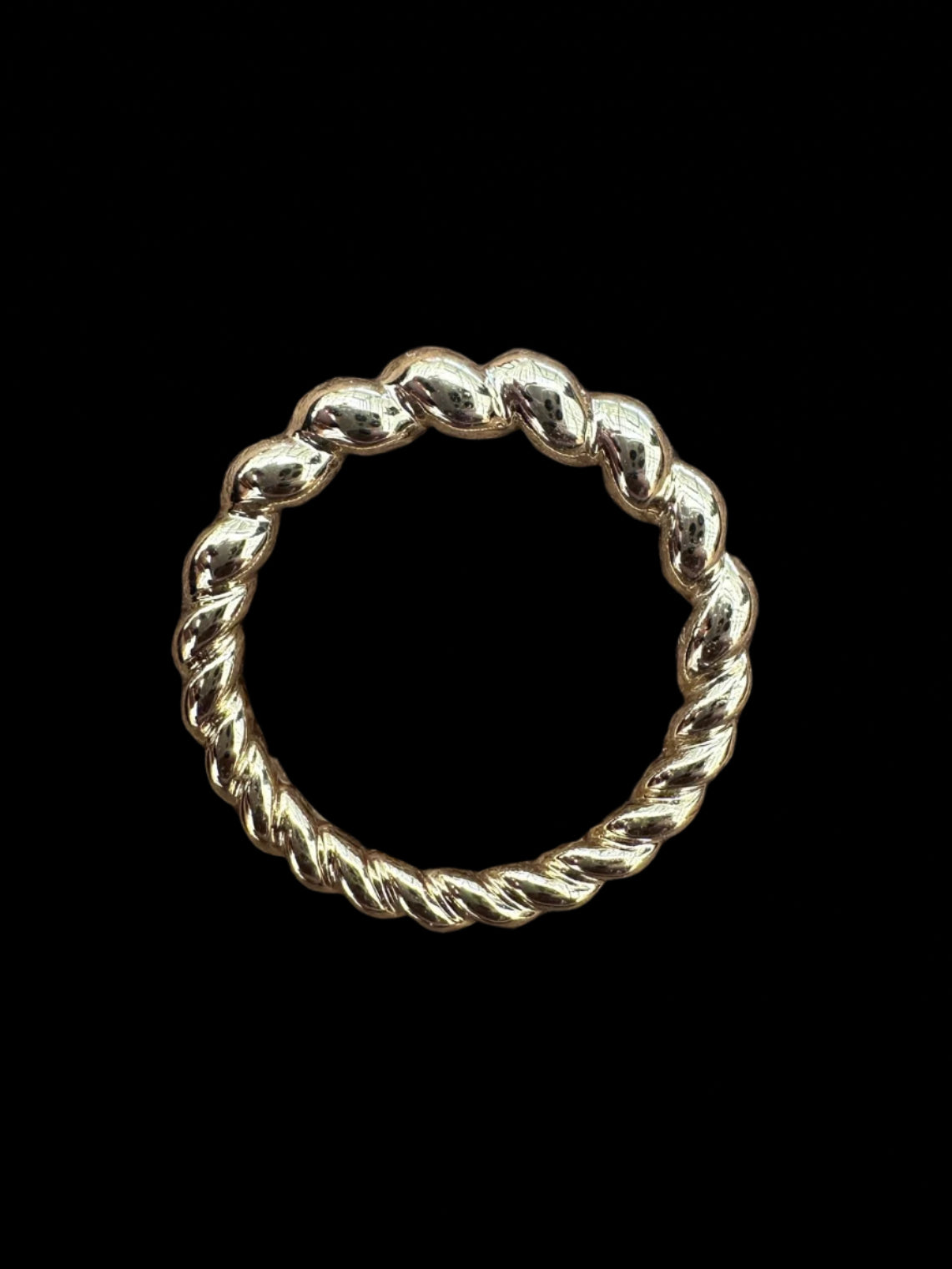 The Twist - Tapered Band Ring in 18k Yellow Gold