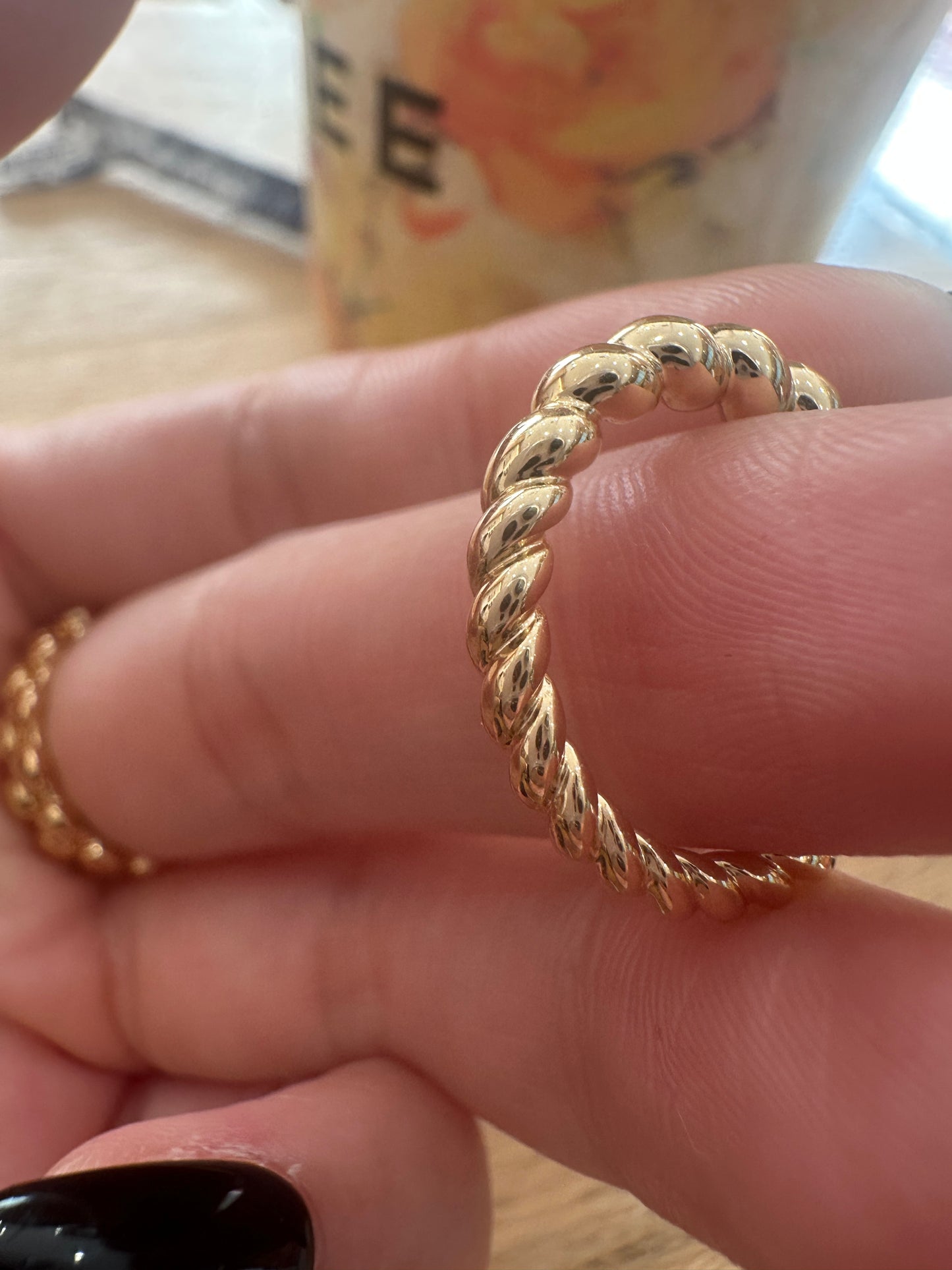 The Twist - Tapered Band Ring in 18k Yellow Gold